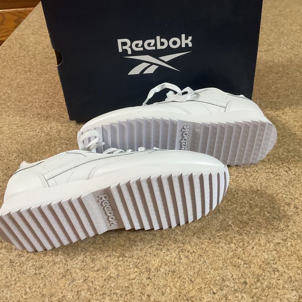 Ladies Reebok Classic Leather Ripple 7.5 New - Picture 4 of 10